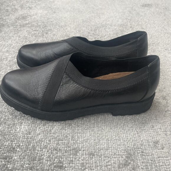 Clarks Shoes - Clarks Shoes Womens Size 9 Black Leather Bellevue Cedar Lightweight Foam Bottom